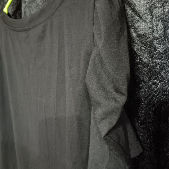 NWT XIEERDUO fashion black t-shirt - Picture 7 of 7